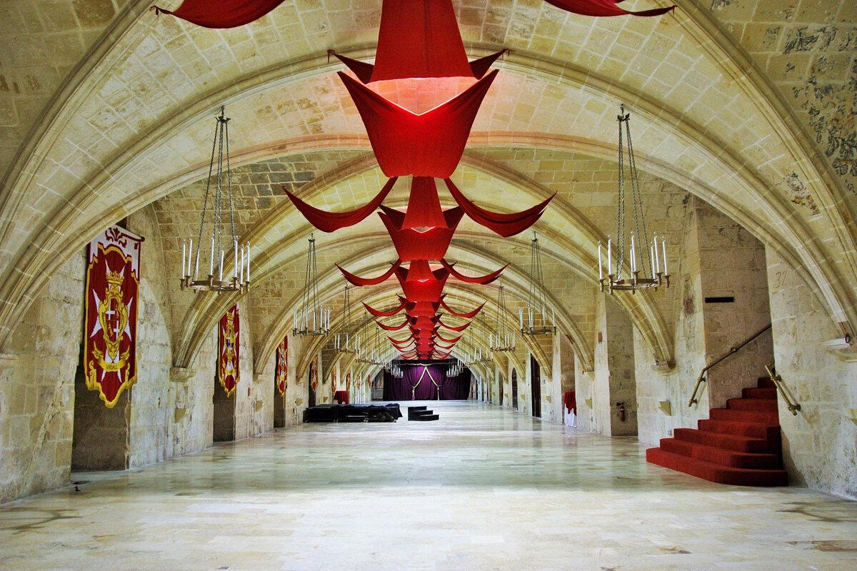 The Knights Hospitallerslis